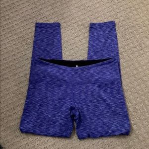 Blue athletic leggings